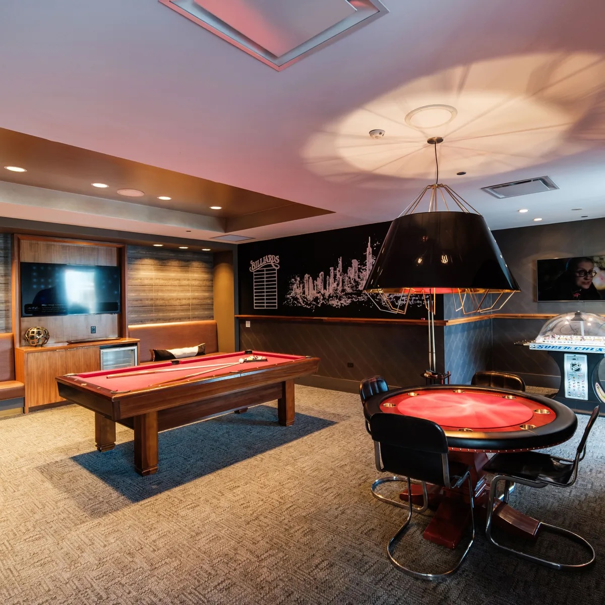 Billiards Lounge
