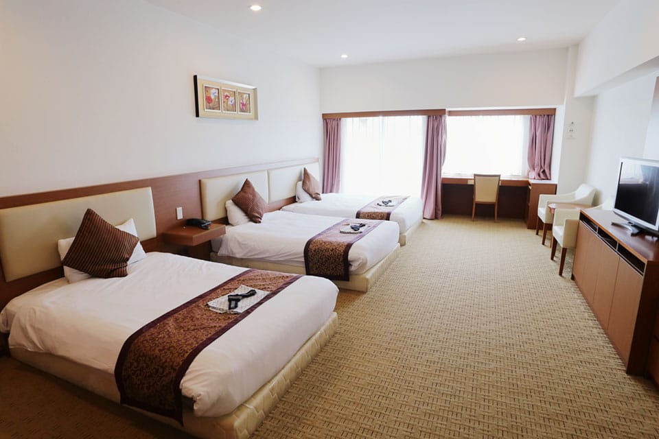 Triple Room
